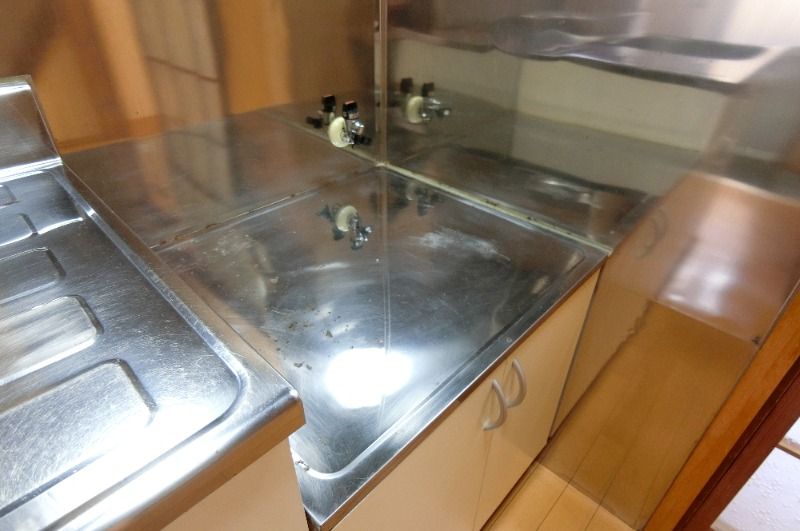 �y�L�b�`���z�@