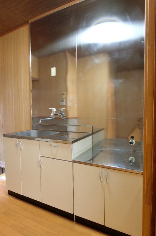 �y�L�b�`���z�@