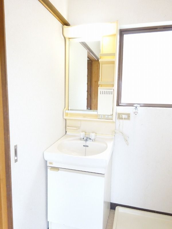 �y���ʏ��z�@