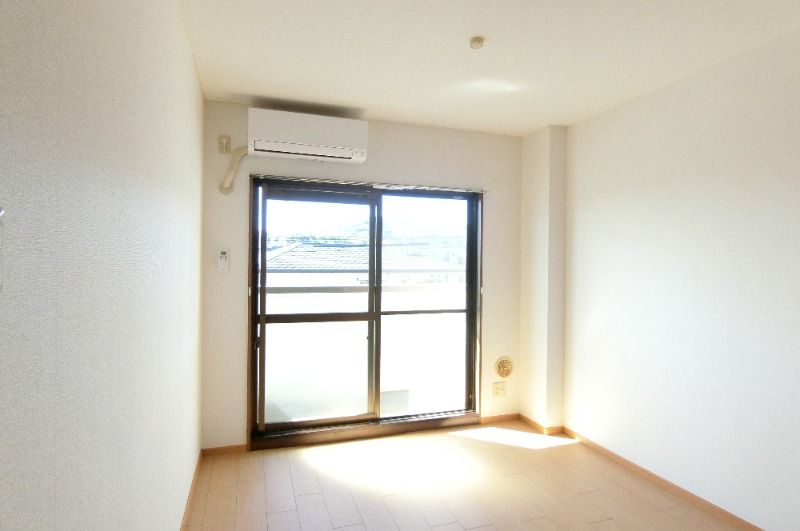 �y���̑������E�X�y�[�X�z�@