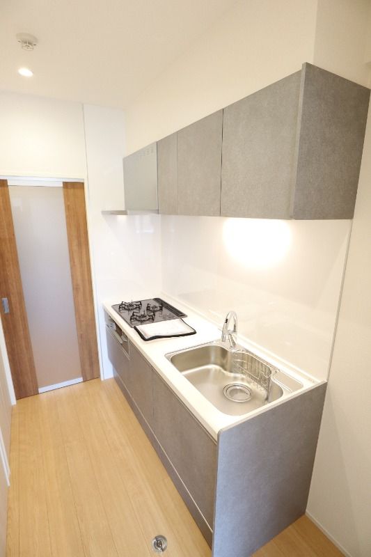 �y���Ӂz�@�h�~�[�K�c�X