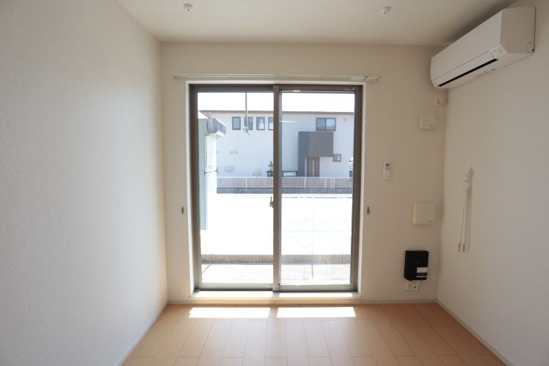 �y���̑������E�X�y�[�X�z�@