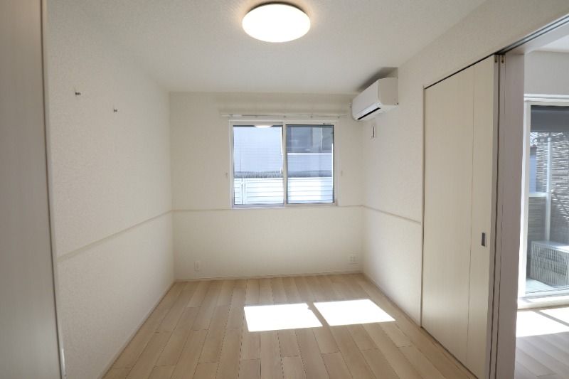 �y���̑������E�X�y�[�X�z�@���^�C�v