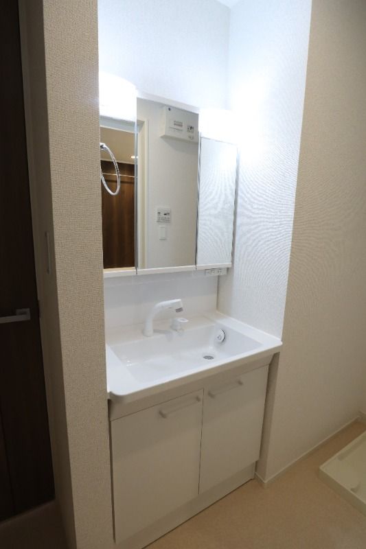 �y���ʏ��z�@���^�C�v