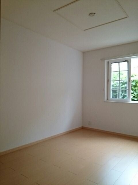 �y���̑������E�X�y�[�X�z�@