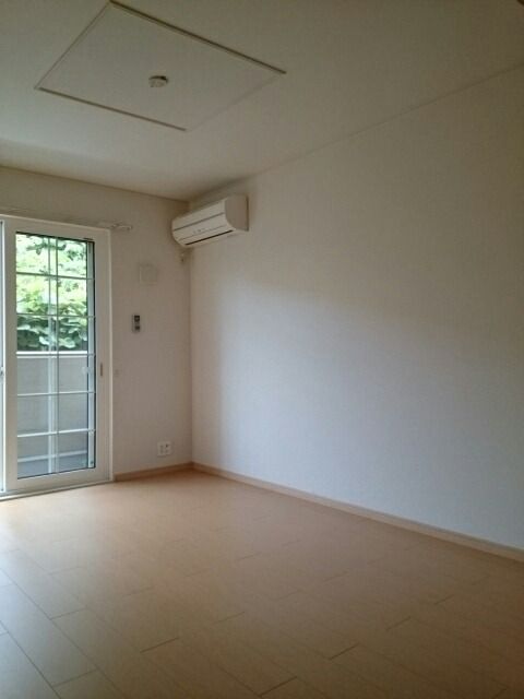 �y���̑��ݔ��z�@�G�A�R��