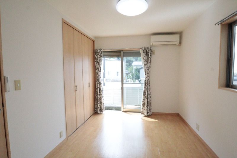 �y���̑������E�X�y�[�X�z�@