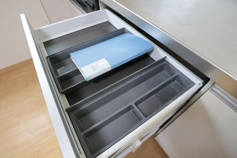 �y�L�b�`���z�@