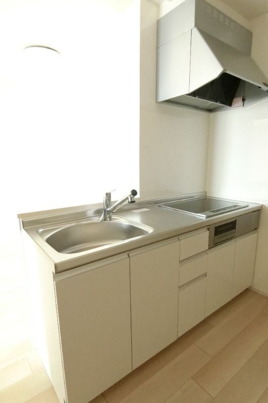 �y�L�b�`���z�@