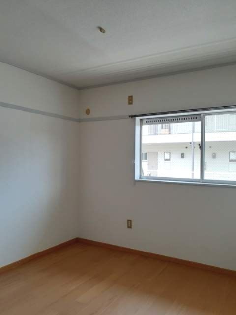 �y���̑������E�X�y�[�X�z�@