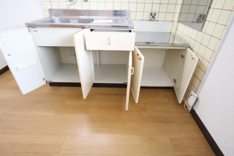 �y���̑������E�X�y�[�X�z�@�L�b�`���V���N�����[