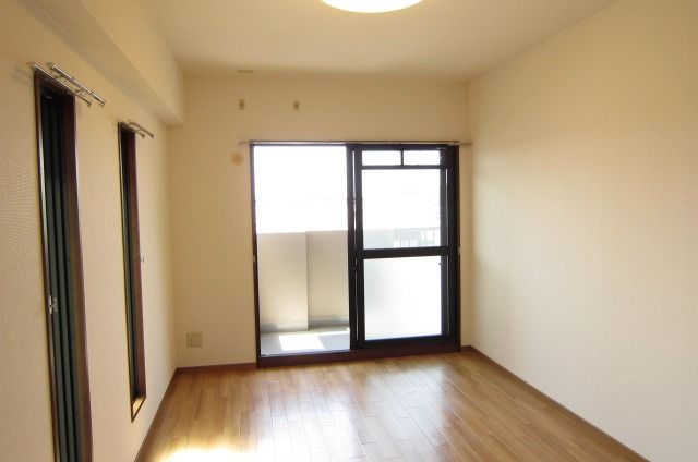 �y���̑������E�X�y�[�X�z�@