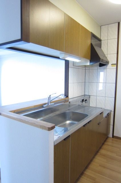 �y�L�b�`���z�@