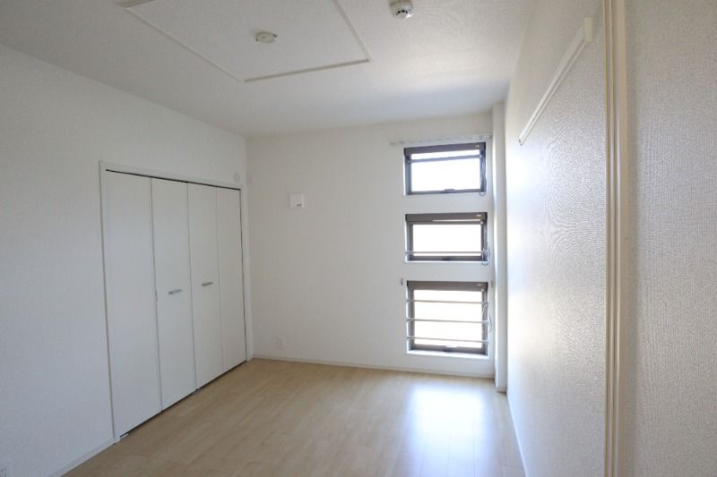 �y���̑������E�X�y�[�X�z�@