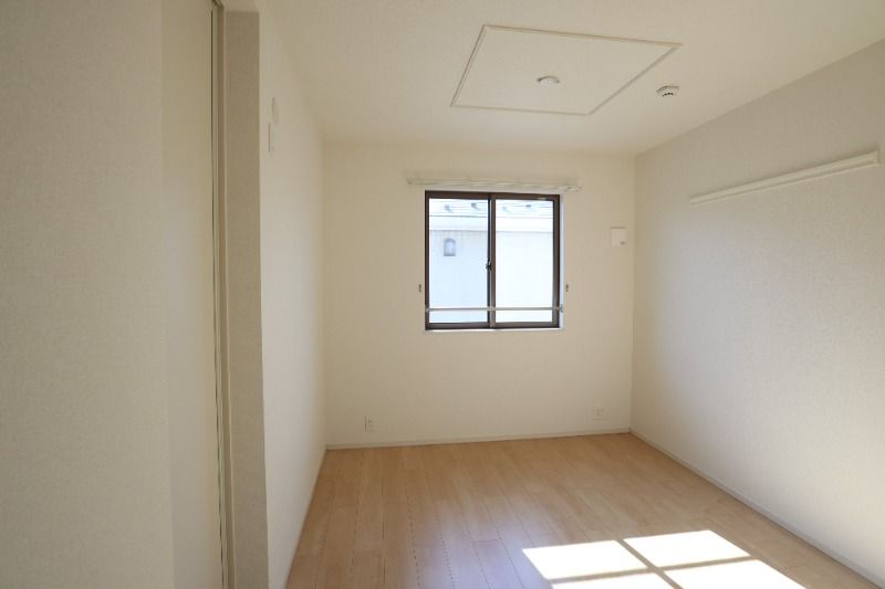 �y���̑������E�X�y�[�X�z�@