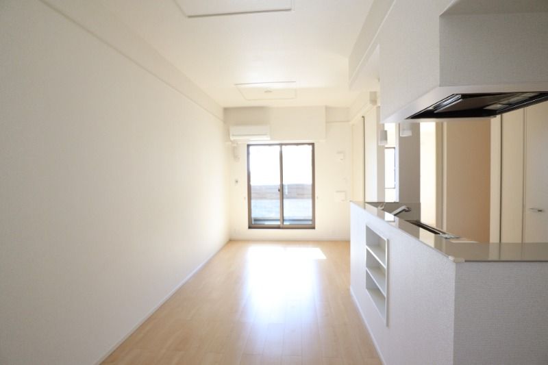 �y���ԁE���r���O�z�@