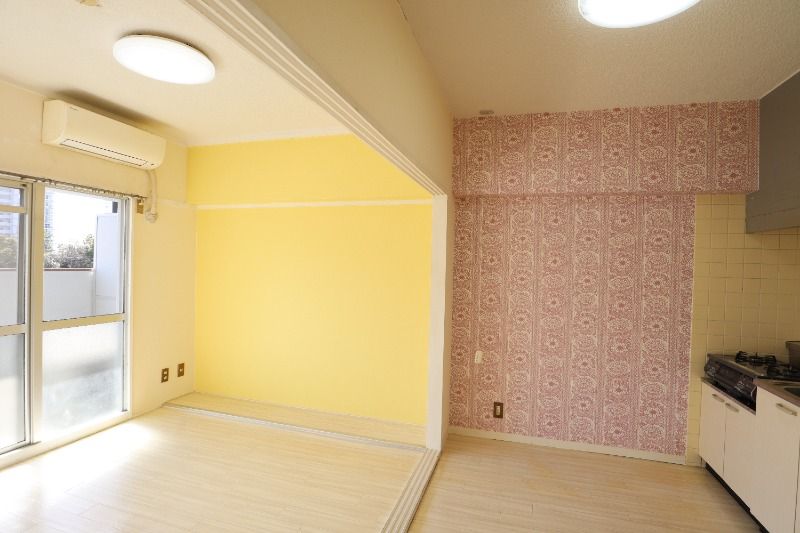 �y�����E���r���O�z�@