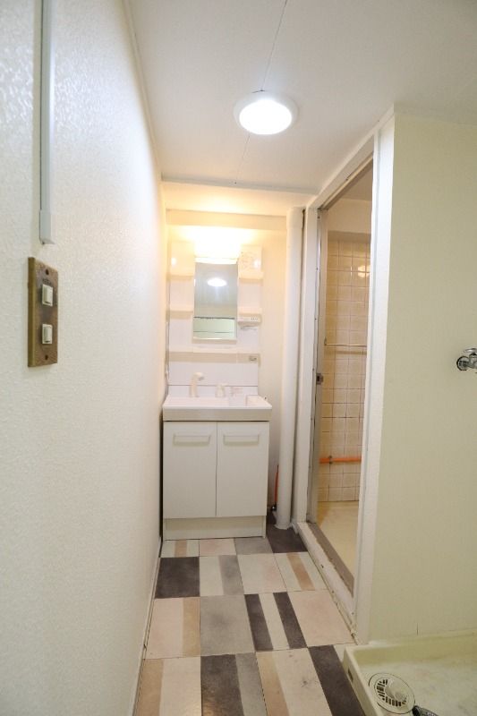 �y���ʏ��z�@