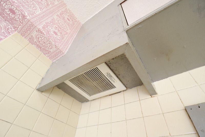 �y���̑��ݔ��z�@�L�b�`�����C��