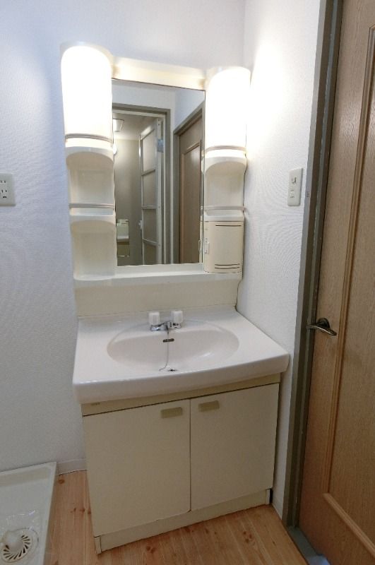 �y���ʏ��z�@