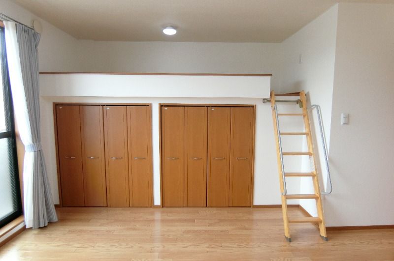 �y���̑������E�X�y�[�X�z�@