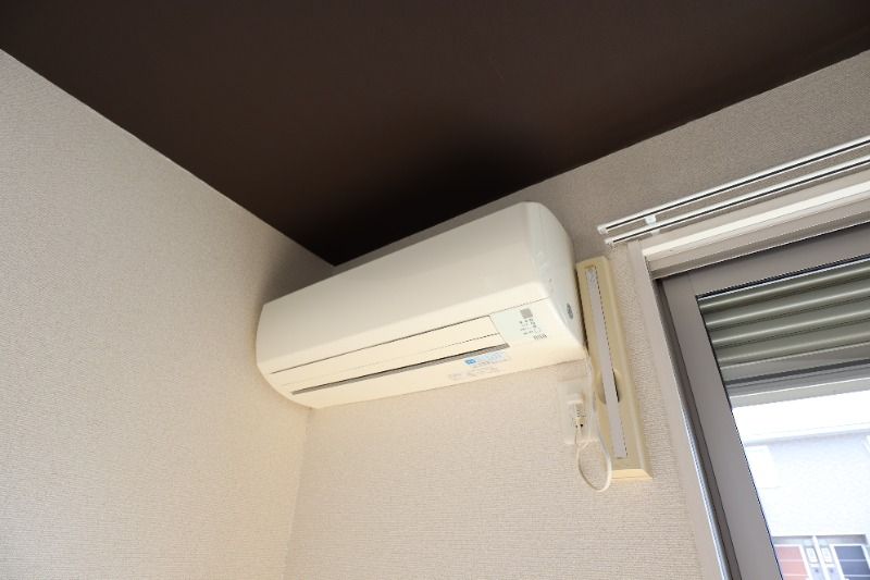 �y���̑��ݔ��z�@�G�A�R��2��