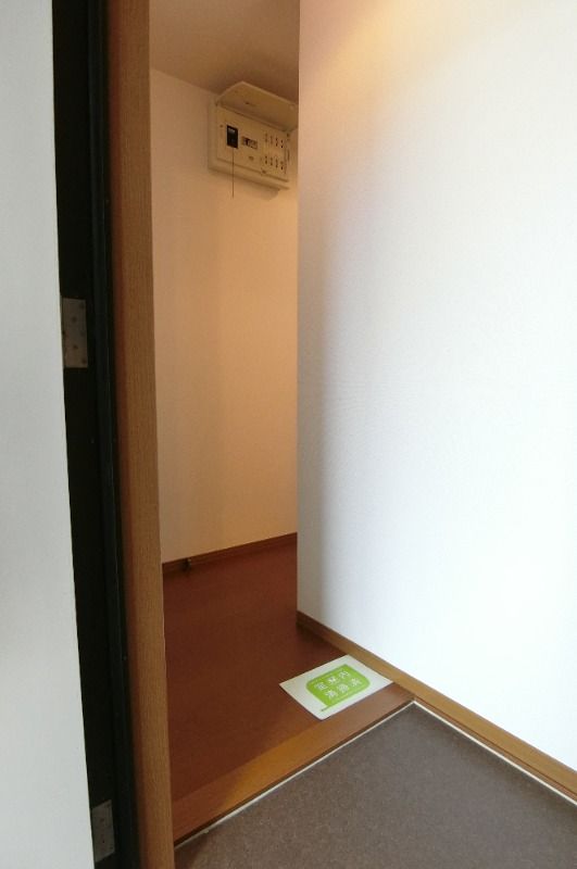 【玄関】　