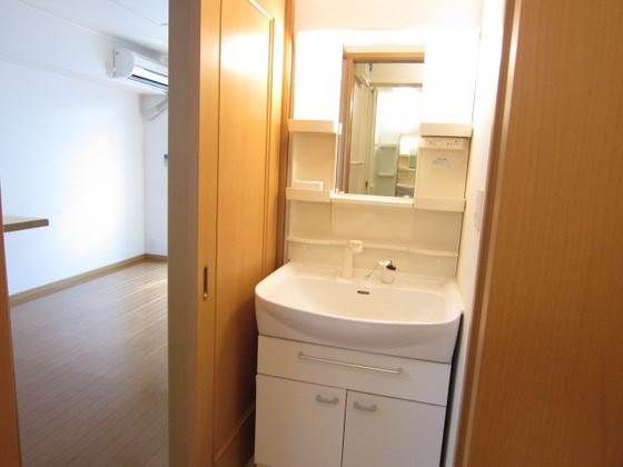 �y���ʏ��z�@