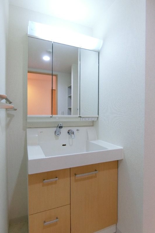 �y���ʏ��z�@���^�C�v