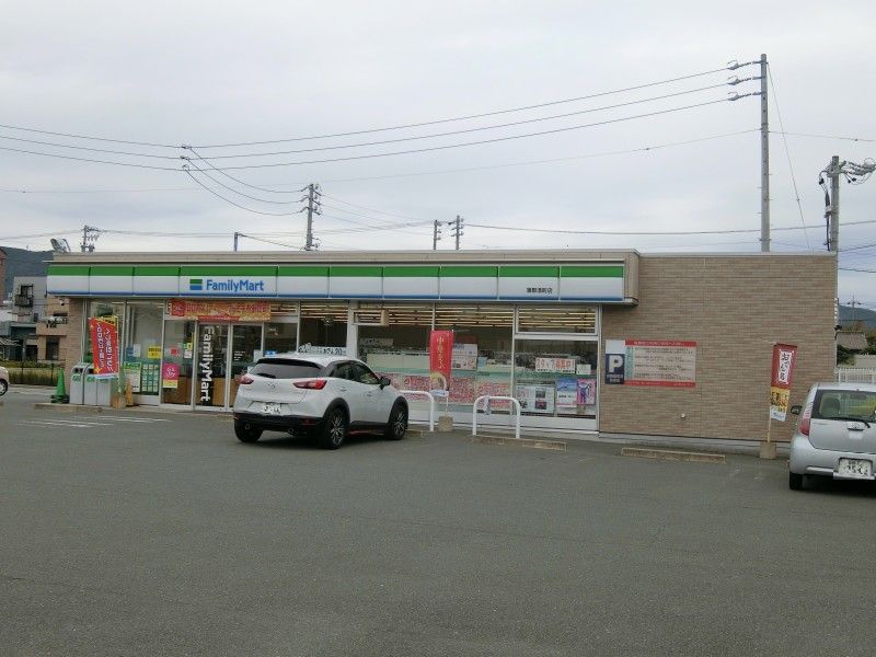 �y���Ӂz�@�t�@�~���[�}�[�g���S�`���X