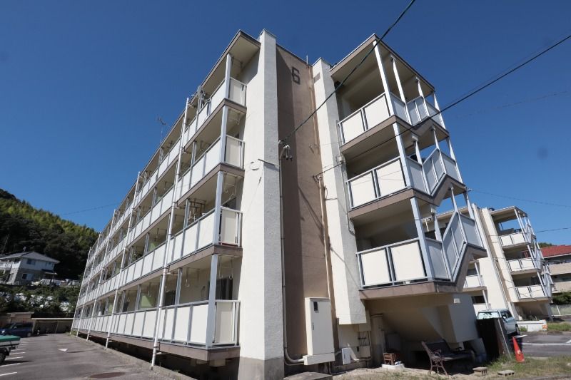 �r���b�W�n�E�X�K�c6�����̌����O��