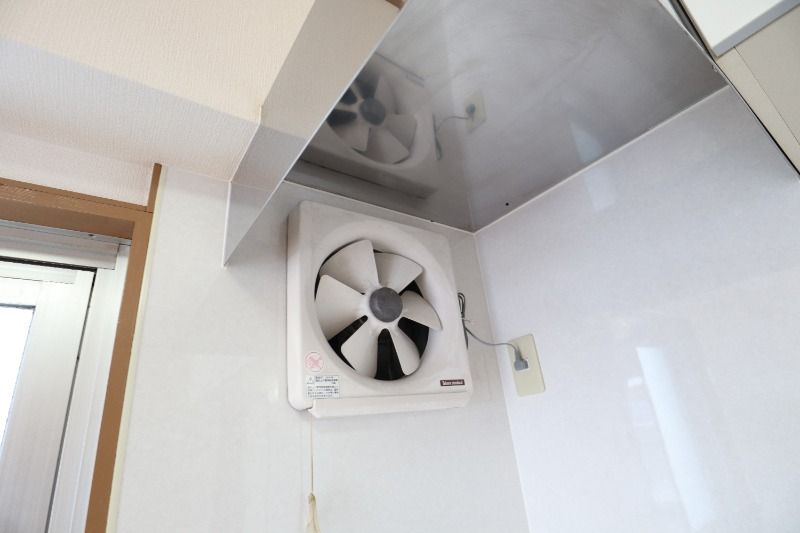 �y���̑��ݔ��z�@�L�b�`�����C��