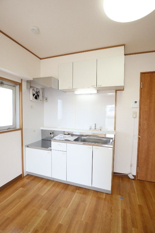 �y�L�b�`���z�@���^�C�v