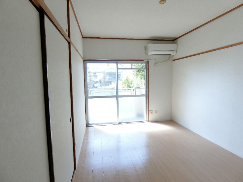 �y���̑������E�X�y�[�X�z�@