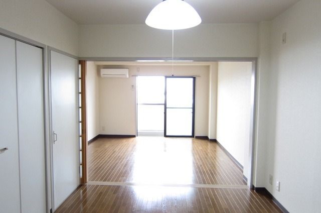 �y���̑������E�X�y�[�X�z�@