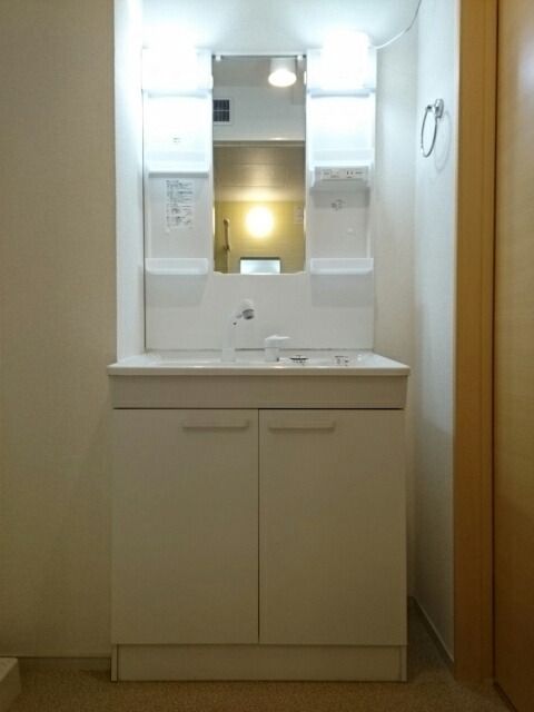 �y���ʏ��z�@