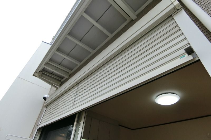 �y���̑��ݔ��z�@�V���b�^�[�J��