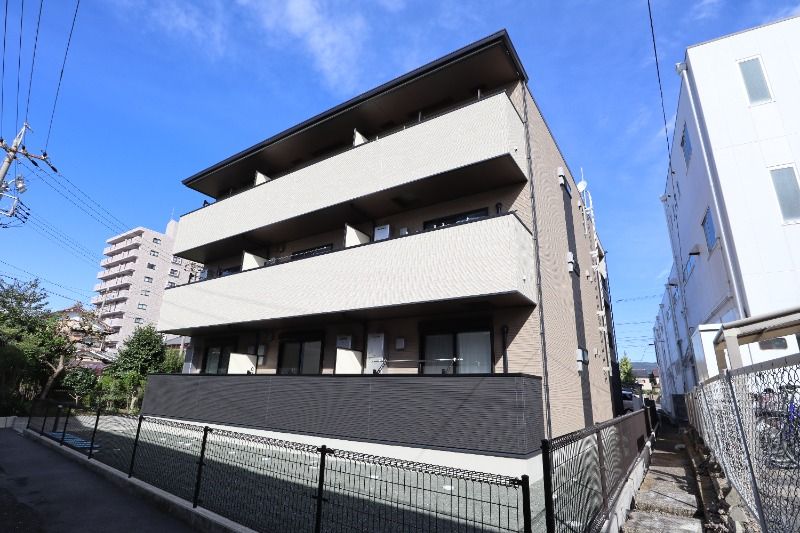 �J�[�T�@�N�A�b�g���̌����O��