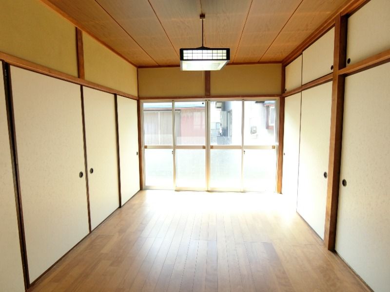 �y���̑������E�X�y�[�X�z�@