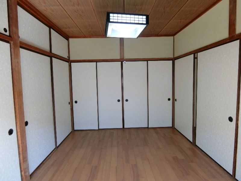 �y���̑������E�X�y�[�X�z�@