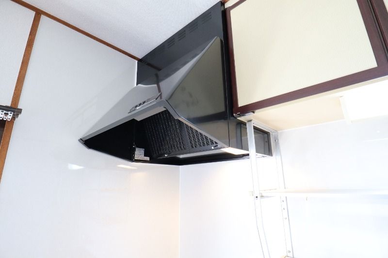 �y���̑��ݔ��z�@�L�b�`�����C��