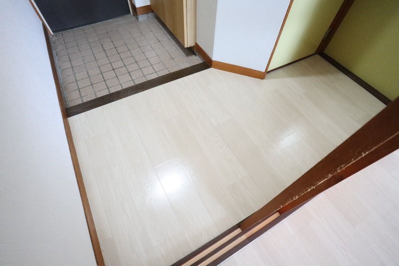 �y���̑��z�@���֑O�X�y�[�X