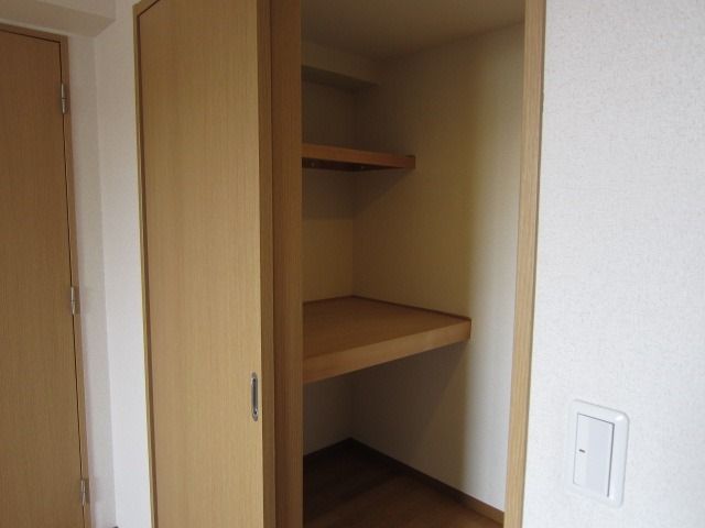 �y���[�z�@