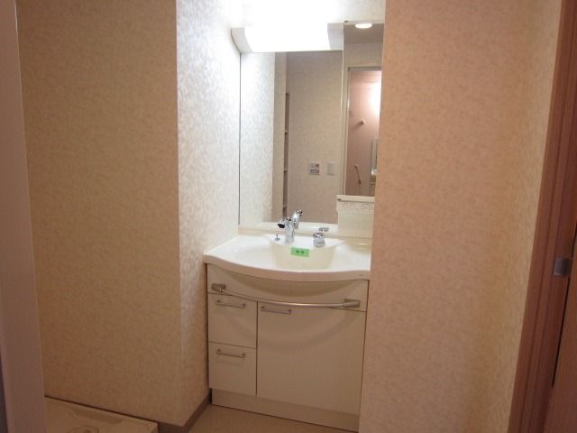 �y���ʏ��z�@