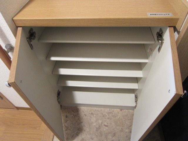 �y���[�z�@�V���[�Y�{�b�N�X