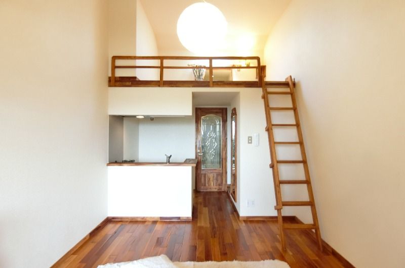 �y�����E���r���O�z�@