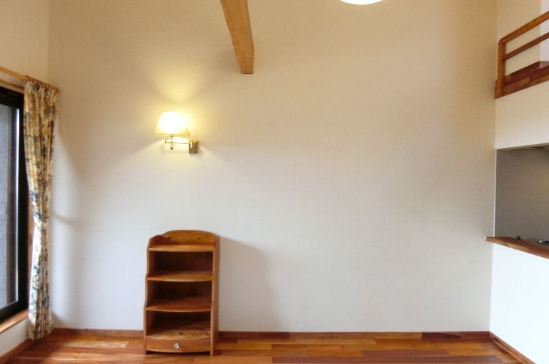 �y�����E���r���O�z�@