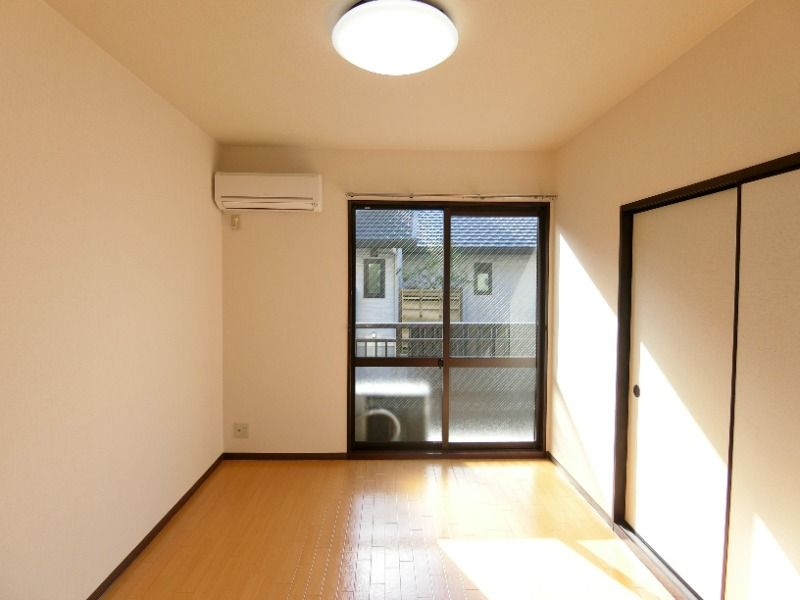 �y���̑������E�X�y�[�X�z�@