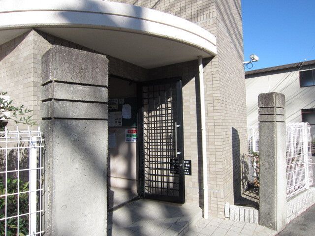 �y�G���g�����X�z�@