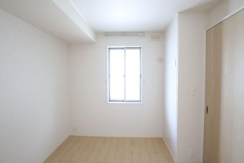 �y���̑������E�X�y�[�X�z�@